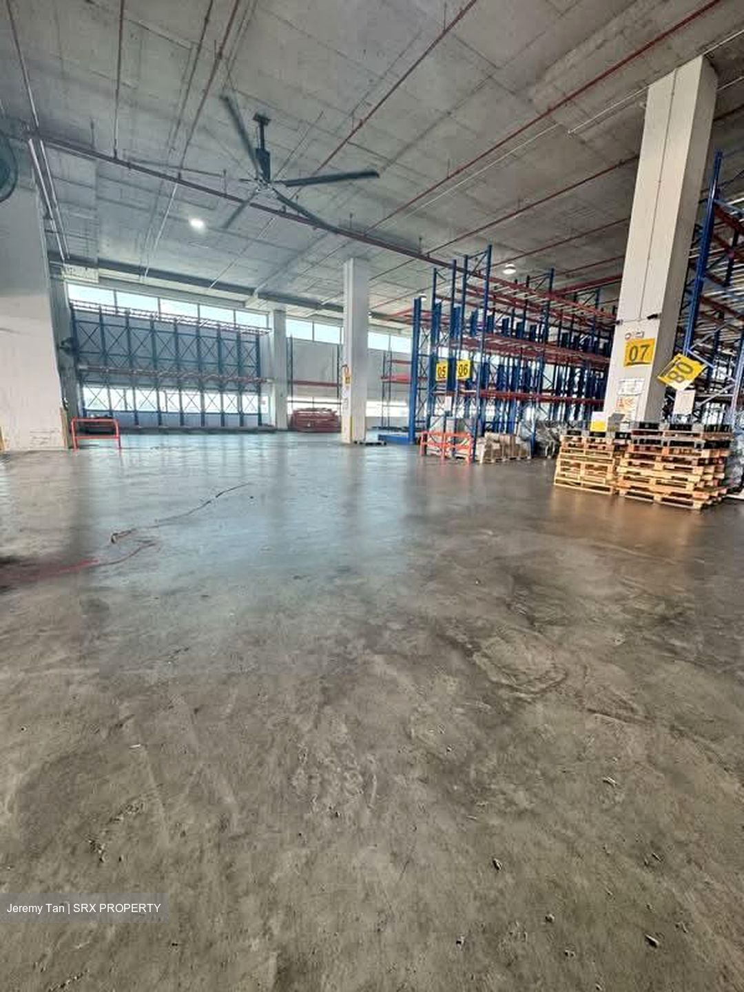 Bedok North Avenue 4 (D16), Warehouse #575462191
